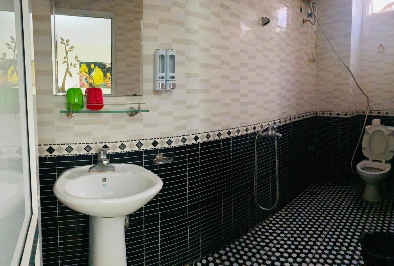 Phuong Thao Hotel 河内 外观 照片